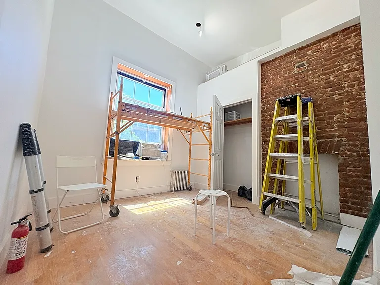 185 Troutman St #2A — Photo 8