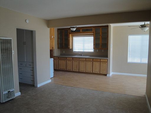 2nd image of 605 W Park Ave