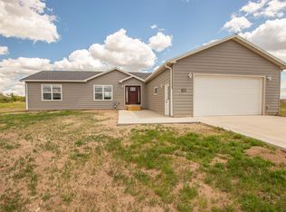 5486 Mathew Ave, Williston, ND 58801