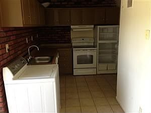 1st image of 235 Ivanhoe Ct