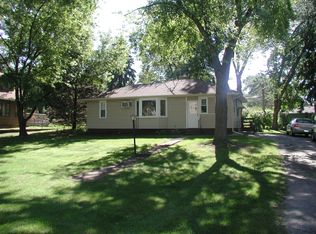 38913 90th St, Burlington, WI 53105
