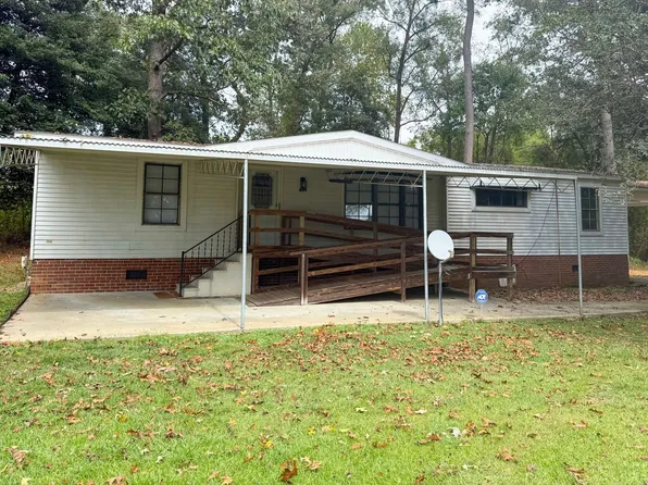 631 Benton Pond Rd, Fremont, NC 27830