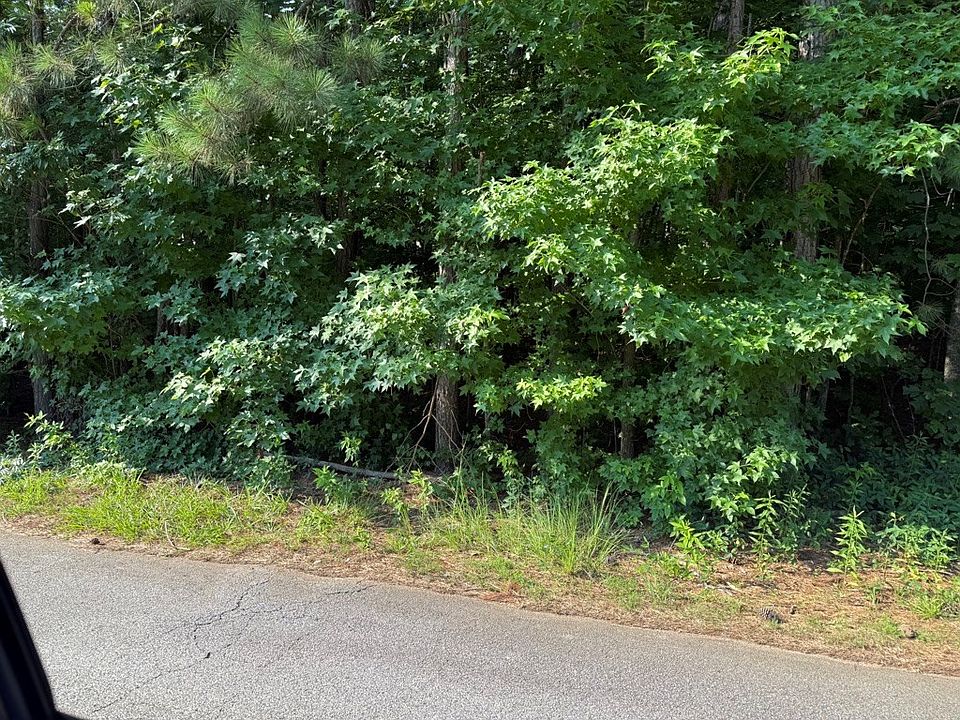 2nd image of 143 Oak Leaf Dr #163