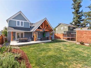 904 Pine St, Lynden, WA 98264