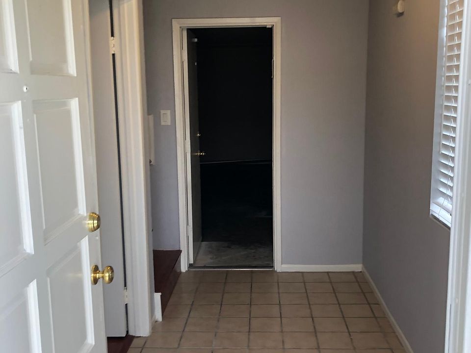 Entry Way - Entering Front Door