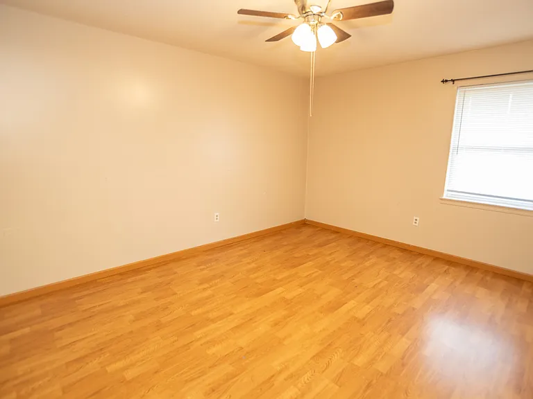 220 W Ashley St #1A — Photo 9