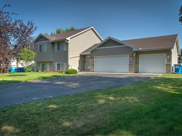 1888 Garfield St S, Cambridge, MN 55008