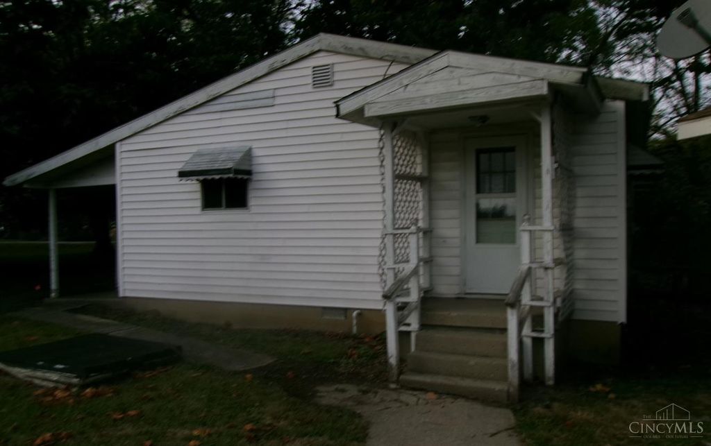 Real estate listing image