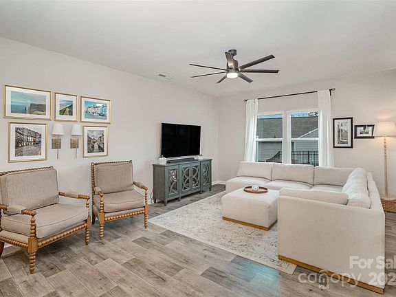 5th image of 7480 Hartsfield Dr