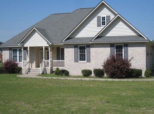 204 Hunters Trace Rd, Snow Hill, NC 28580