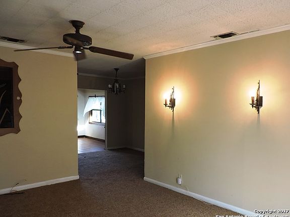 4th image of 723 Pennystone Ave