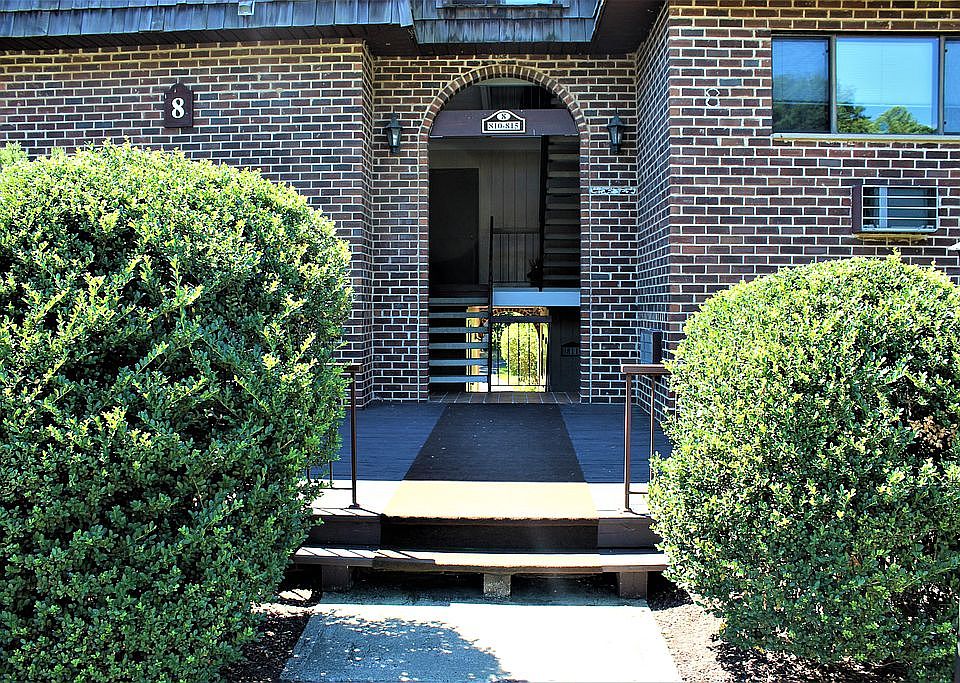Entrance way