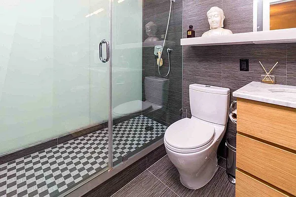 Rented by Keller Williams NYC | media 14