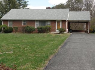 345 Juniper Cliff Rd, Brookneal, VA 24528