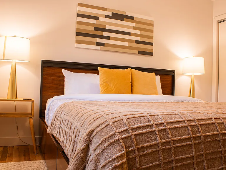 Bedroom 1 king memory foam