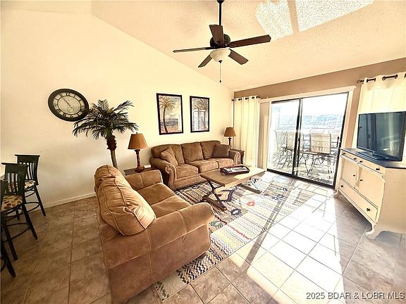 5th image of 71 Southwood Shores Pl #4C