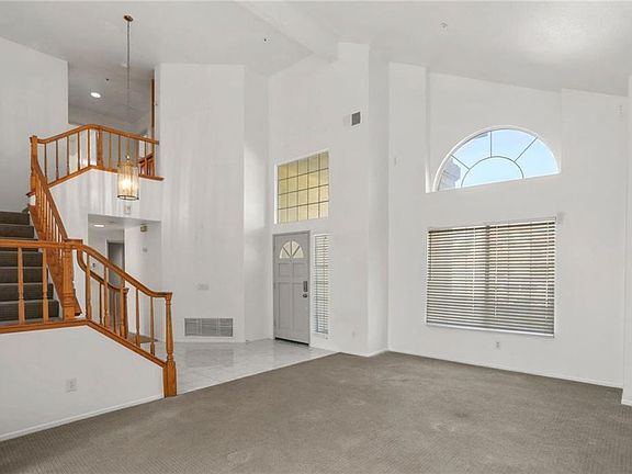 4th image of 14085 La Salle Ct