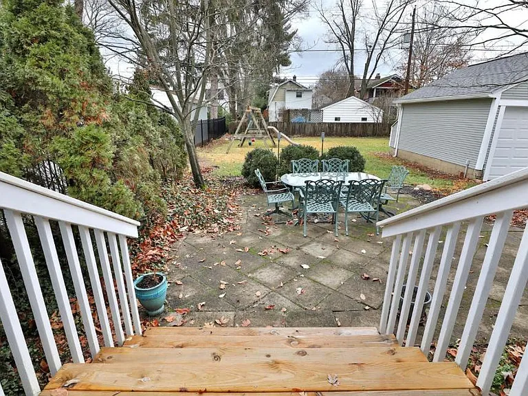 480 Brevoort Rd — Photo 26