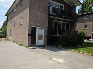 30 Canlish Rd #1, Toronto, ON M1P 1S4