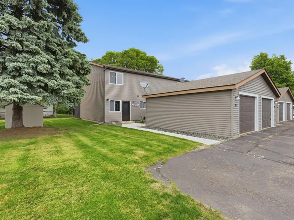 333 Odanah Ave APT 4A, New Richmond, WI 54017