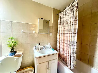 Rented by Nolita Group