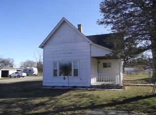 360 N Birch St, Dana, IN 47847