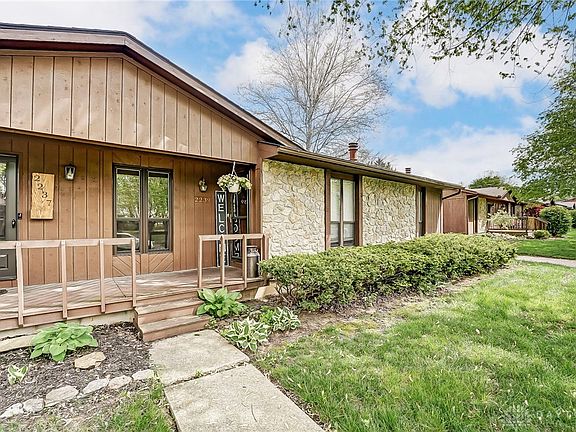 3rd image of 2239 Joshua Cir