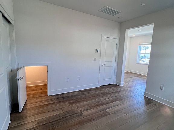 Bedroom & Mini Storage