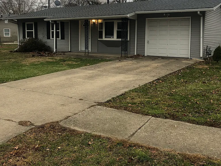 1601 Crescent Dr #HOUSE — Photo 3
