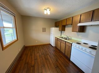 3207 Eldorado Blvd #8, Eau Claire, WI 54701