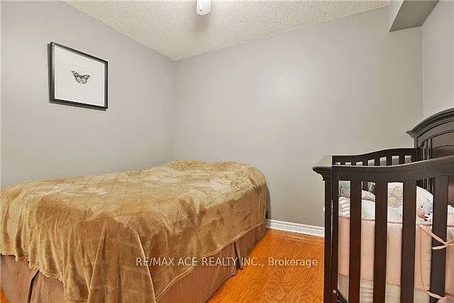 2261 Lake Shore Blvd W #301 — Photo 13