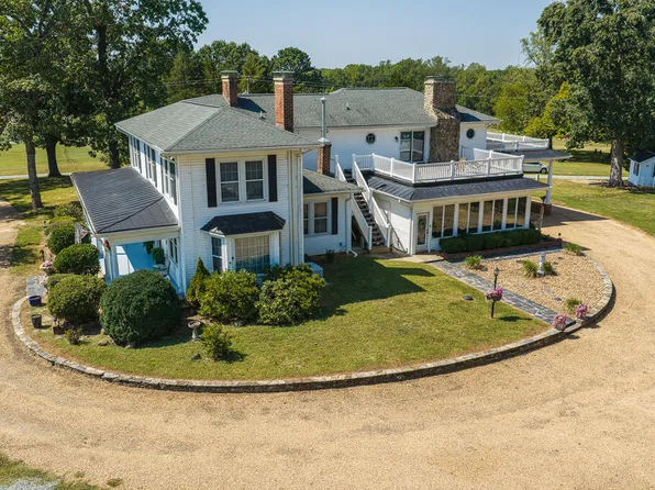 1018 Dave Ford Trl, Halifax, VA 24558