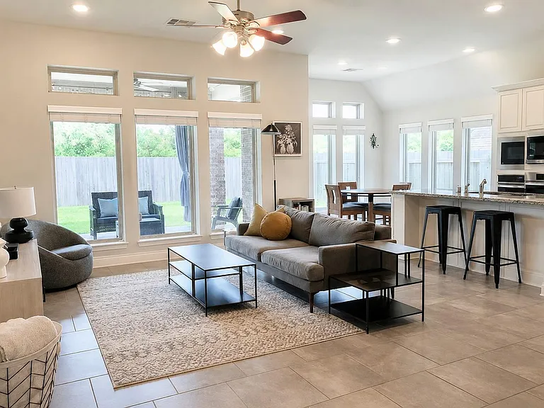 39 Eden Hollow Ln — Photo 4
