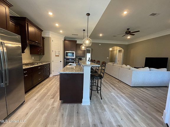 4th image of 10486 E Landon Green Cir