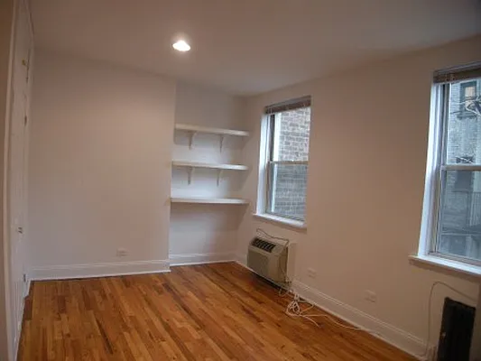 Rented by Vickers Realty | media 10