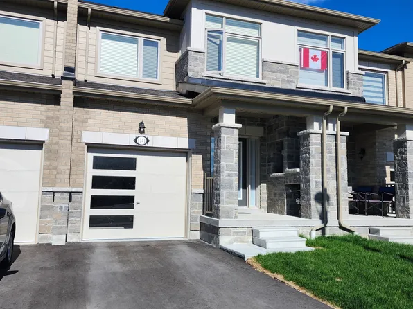 1141 Cameo St, Pickering, ON L1X 0L7