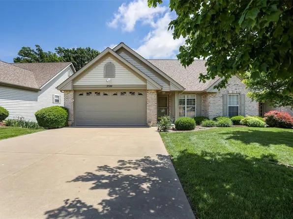 2524 Rabbit Trail Dr, Washington, MO 63090