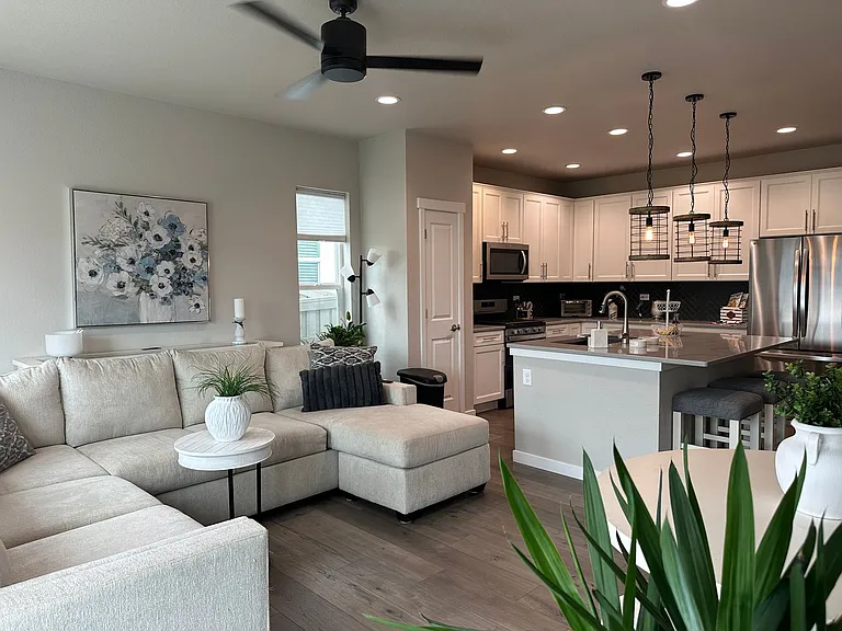 17614 Brass Buckle Way — Photo 4