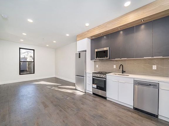 3rd image of 63 Irving St #202