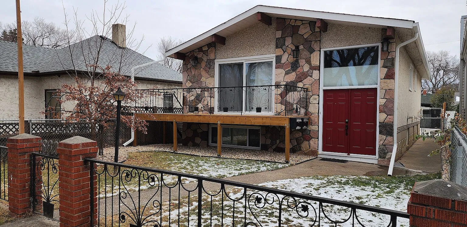 11923 93 Street, Main , Edmonton, Alberta, Canada, T5G 1E6 — Photo 1