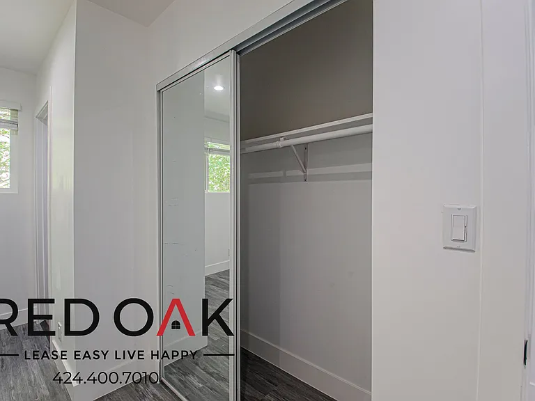 1350 N Fuller Ave #9 — Photo 22