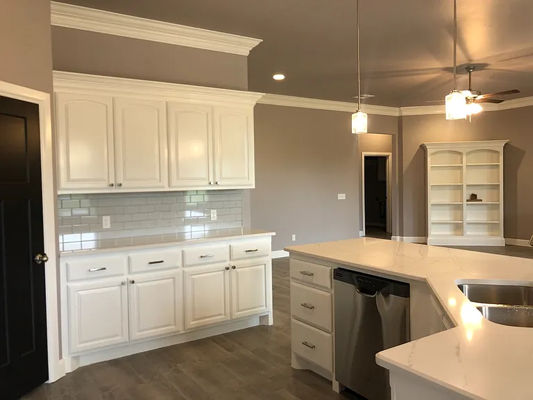 1540 Savannah Cir — Photo 9