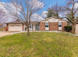 3 Du Sable Ct, Saint Charles, MO 63301