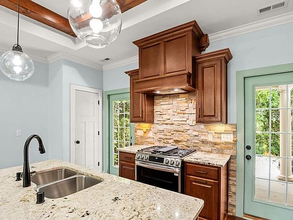 3rd image of 3249 Spring Ridge Pkwy
