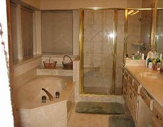 2nd image of 1004 Olde Towne Dr