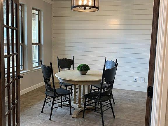 4th image of 851 Alto Bonito Ct