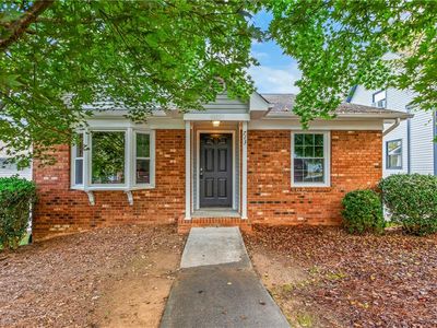 713 Woodbury Knolls Dr, Winston Salem, NC, 27104