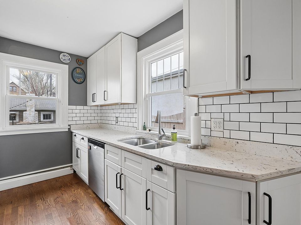 1st image of 2043 Stanford Ave