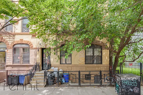 Rented by Rennit Inc. | media 35