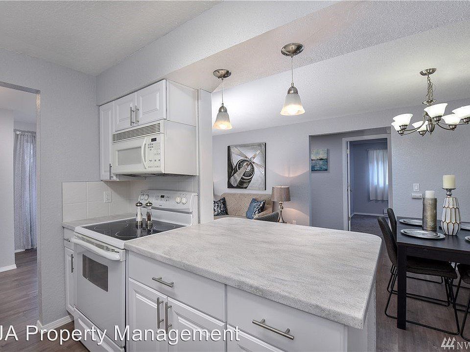 1st image of 9474 Redmond Woodinville Road Ne ##a101w